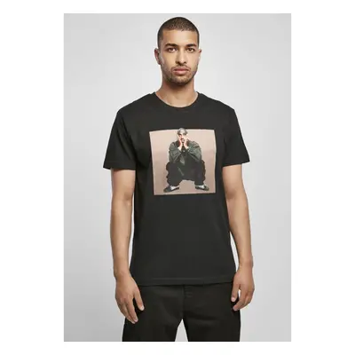 Tupac T-shirt sitting pose black