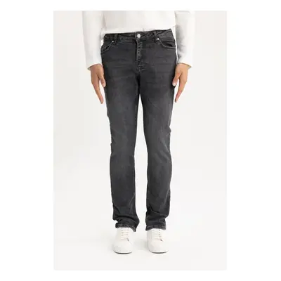 DEFACTO Pedro Slim Fit Slim Fit Normal Waist Narrow Leg Jean Trousers