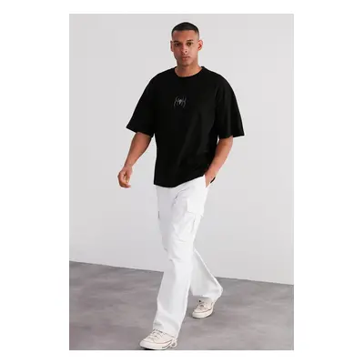 Trendyol Black Oversize/Wide Cut Reflective Spider Printed T-shirt