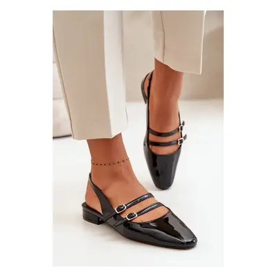 Patent leather ballerinas with low-heeled straps black bialettia