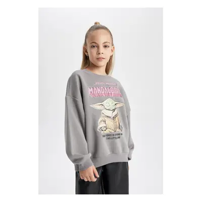 DEFACTO Girl Child Star Wars-mandalorian Crew Neck Soft Furry Thick Sweatshirt