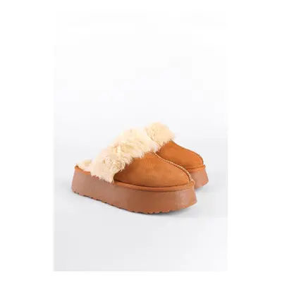 Capone Outfitters Furry Closed Toe Women's Slippers