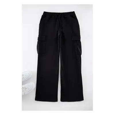 Trendyol Black Wide Leg/Wide Cut Cargo Pocket Sweatpants