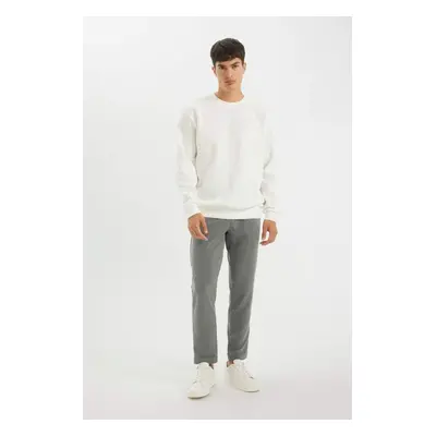 DEFACTO Men's Off White Oversize Fit Crew Neck Thick Fabric Basic Plain Sweatshirt T5139az24au