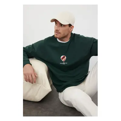 Trendyol Oversize/Wide Cut Crew Neck Sweatshirt with Embroidery Detail