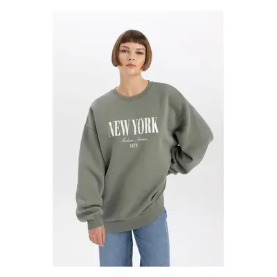 DEFACTO Relax Fit Crew Neck Printed Washable Faded Effect Sweatshirt