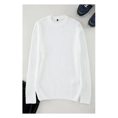 Trendyol White Slim Crew Neck Striped Knitwear Sweater