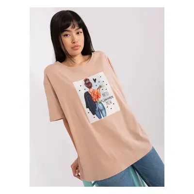 Beige T-shirt with print and round neckline