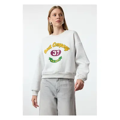 Trendyol Ecru Slogan Printed Regular/Normal Pattern Knitted Sweatshirt