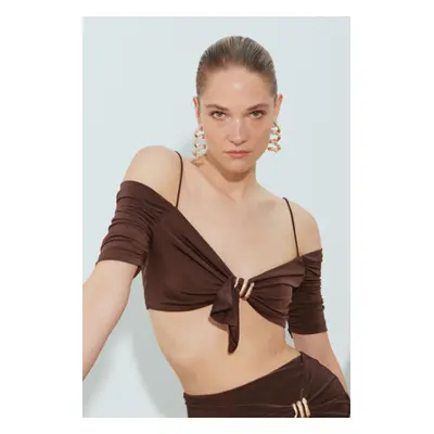 Trendyol X Zeynep Tosun Brown Knitted Snake Accessory Bustier