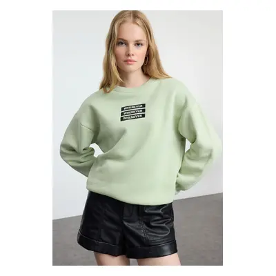 Trendyol Mint Thick Fleece Slogan Embroidered Relaxed/Comfortable Pattern Knitted Sweatshirt