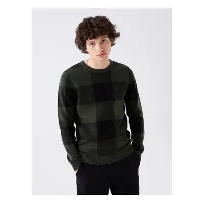 LC Waikiki Crew Neck Long Sleeve Plaid Men's Knitwear Sweater