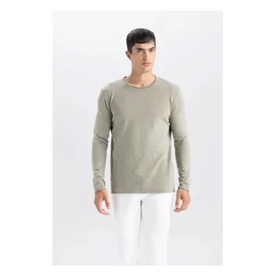 DEFACTO Relax Fit Casual Cut Crew Neck Basic Knitwear Sweater