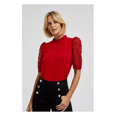 Blouse with lace sleeves