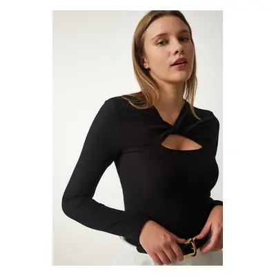 Happiness İstanbul Women's Black Cut Out Detailed Ribbed Knitted Blouse