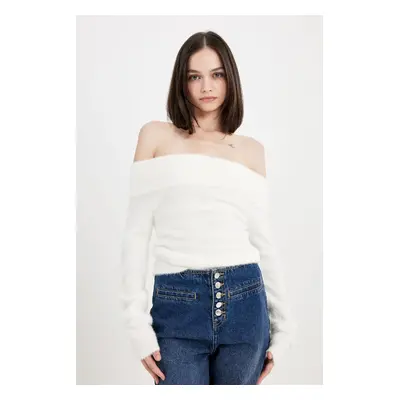 DEFACTO Fitted Open Shoulder Basic Knitwear Sweater