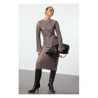 Trendyol Mink Premium Pleat Fabric Flare Sleeve Detailed A-Line Midi Knitted Dress