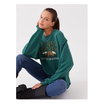 LC Waikiki Crew Neck Embroidered Long Sleeve Oversize Women's Sweatshirt