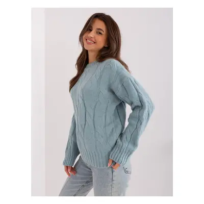 Mint sweater with cables and round neckline