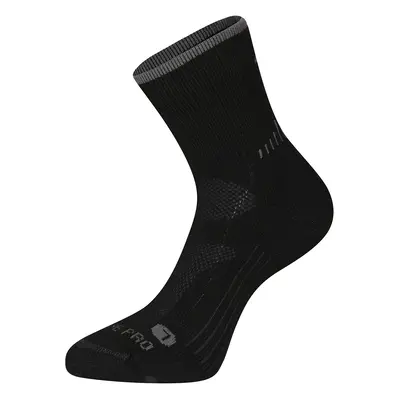 Antibacterial socks made of merino wool ALPINE PRO KEROWE black