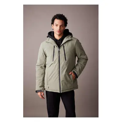 DEFACTO Fit Water Repellent Slim Fit Hooded Fleece Lined Waterproof Coat