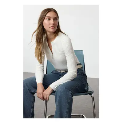 Trendyol Ecru Basic Half Placket Zipper Thin Knit Sweater