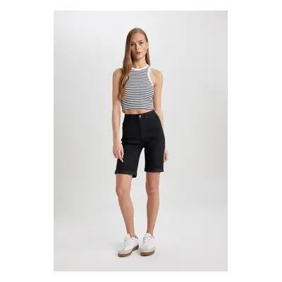 DEFACTO Normal Waist Folded Leg Basic Jean Shorts