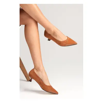 Mio Gusto Elenor Tan Color Patent Leather and Suede Combination Short Heeled Shoes.