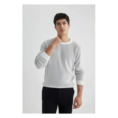 DEFACTO Standard Fit Regular Cut Crew Neck Knitwear Sweater