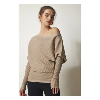 Happiness İstanbul Women's Mink Asymmetric Collar Ribbed Sweater