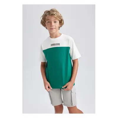 DEFACTO Boys' Crew Neck Color Block Short Sleeve T-Shirt