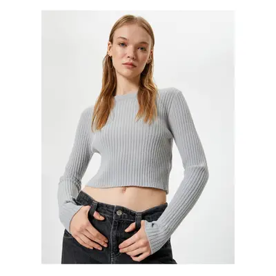 Koton Crew Neck Crop Knitwear Sweater Slim Fit