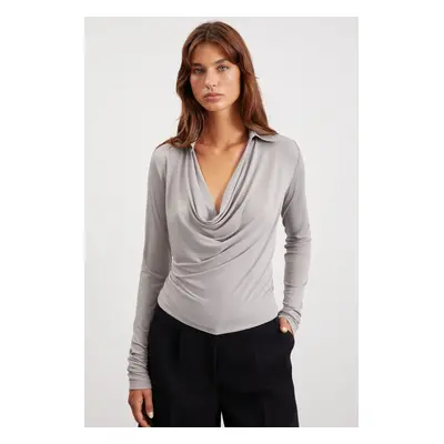 GRIMELANGE Aurora Women's Degassing Shirt Collar Flowy Sandy Fabric Gray Blous