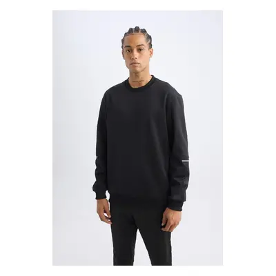 DEFACTO Fit Standard Fit Crew Neck Basic Plain Sportsman Sweatshirt