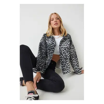 Happiness İstanbul Women's Black Ecru Leopard Patterned Denim Jacket