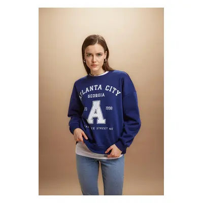 DEFACTO Oversize Fit Crew Neck Thick Sweatshirt