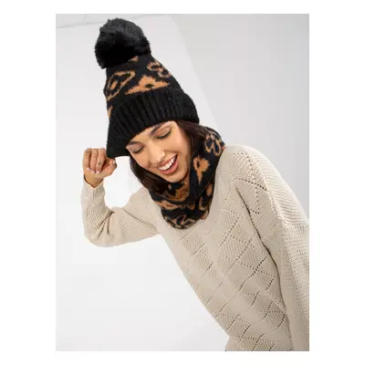 Women's black-camel winter hat with pompom