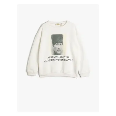 Koton Atatürk Printed Sweatshirt Long Sleeve Crew Neck Ribbed