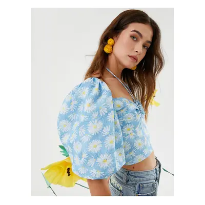 Koton Daisy Collar Detailed Crop Blouse