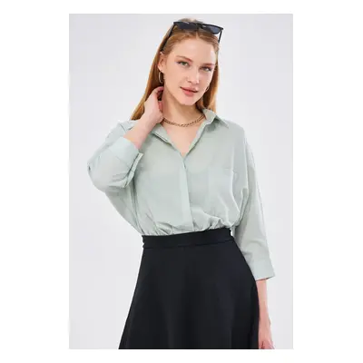 armonika Women&#39;s Light Mint Pocket Casual Linen Shirt