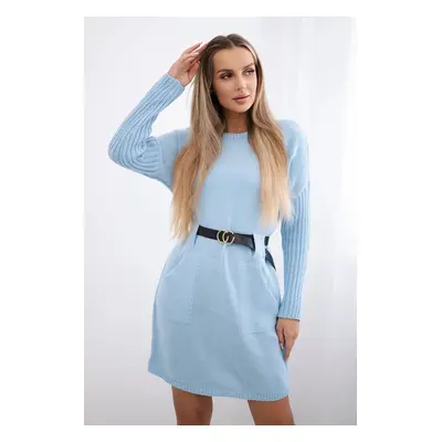 Sweater with a wide belt blue