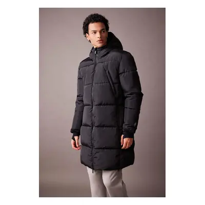 DEFACTO Fit Hooded Fleece Lined Coat Parka