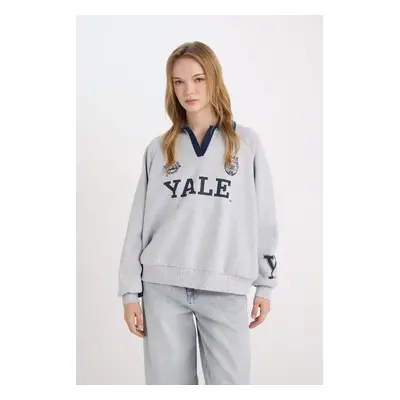 DEFACTO Gray Yale University Oversize Wide Fit Polo Neck Printed Thick Sweatshirt