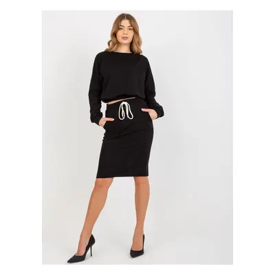 Women's set with skirt - black