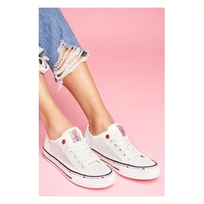 Women's Cross Jeans White Sneakers