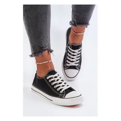 Women's Classic Low-Top Black Caelira Sneakers