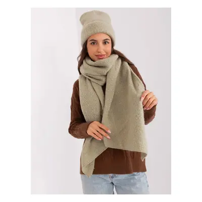 Pistachio warm women's scarf