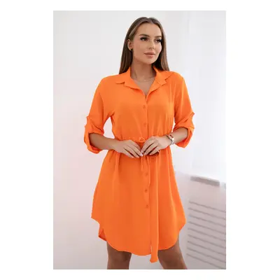 Dress with buttons and binding at the waist in orange color