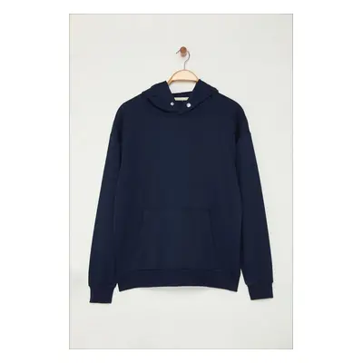 Trendyol Navy Blue Oversize/Wide Cut Snap Detail Basic Hooded Sweatshirt