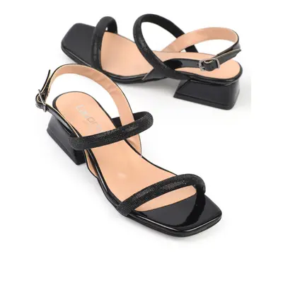 Capone Outfitters Blunt Toe Stoned Double Thick Strap Short Heeled Patent Leather Women's Sandal